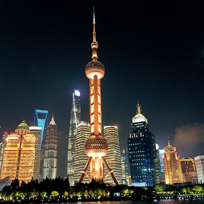 漫步上海弄堂,感受时光温暖